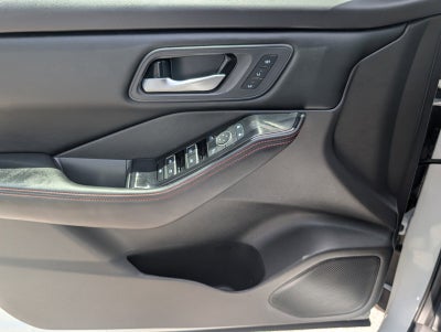 2025 Nissan Rogue Rock Creek®