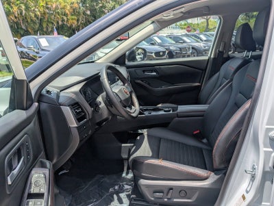 2025 Nissan Rogue Rock Creek®