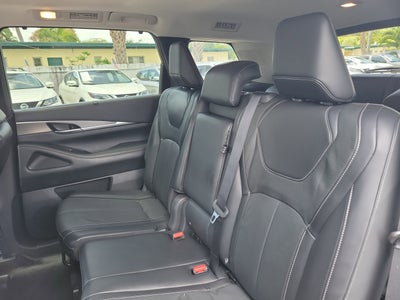 2022 INFINITI QX60 LUXE