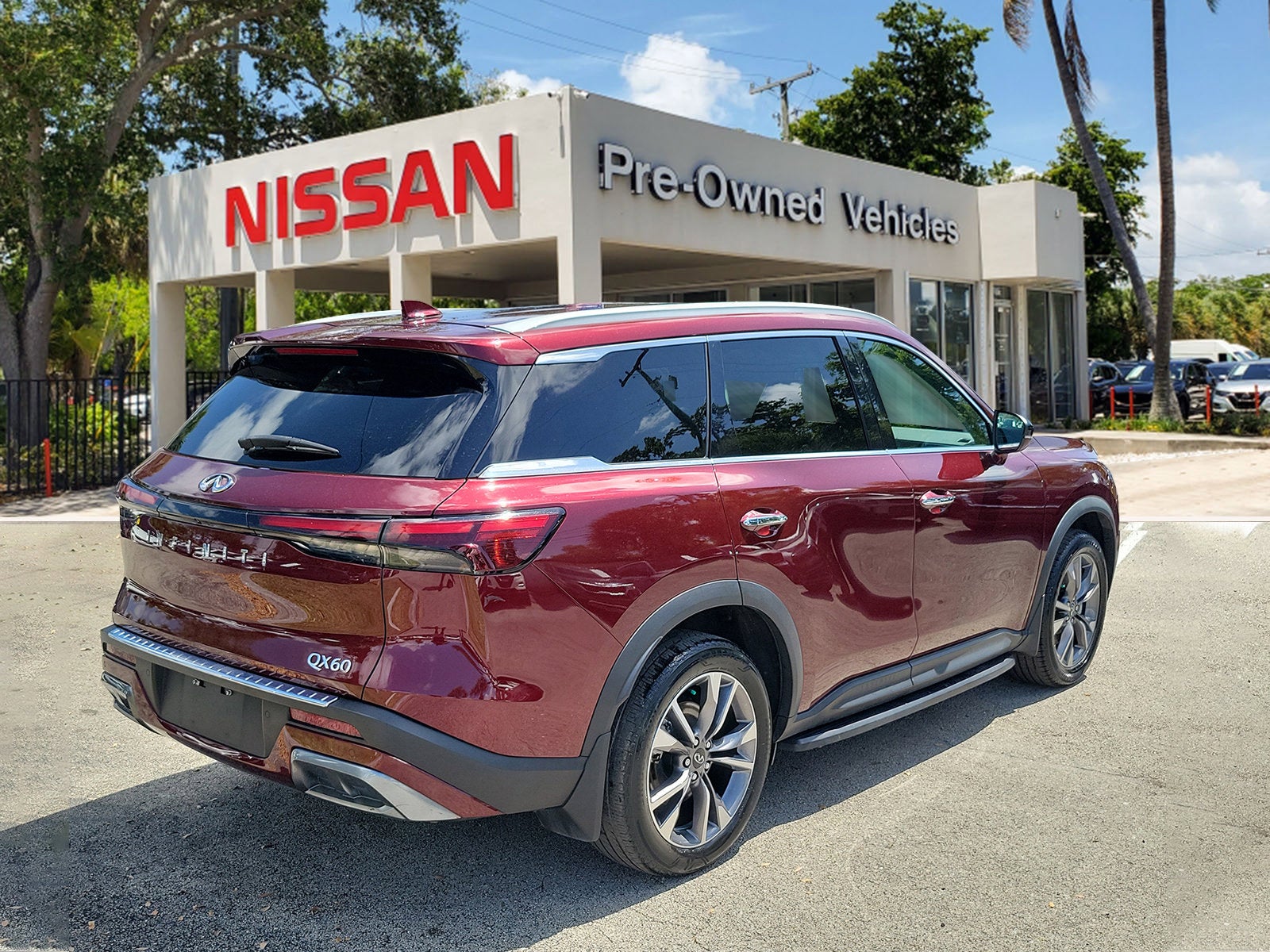 2022 INFINITI QX60 LUXE