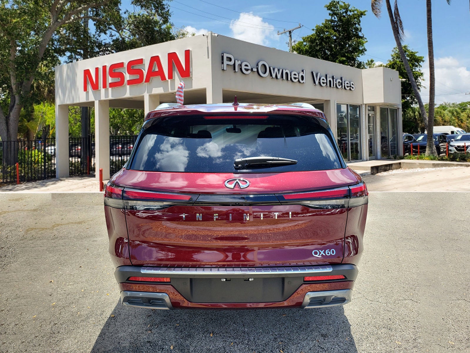 2022 INFINITI QX60 LUXE