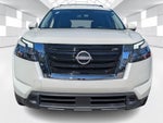 2023 Nissan Pathfinder SV