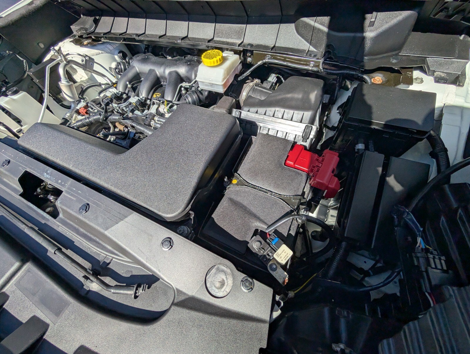 2023 Nissan Pathfinder SV