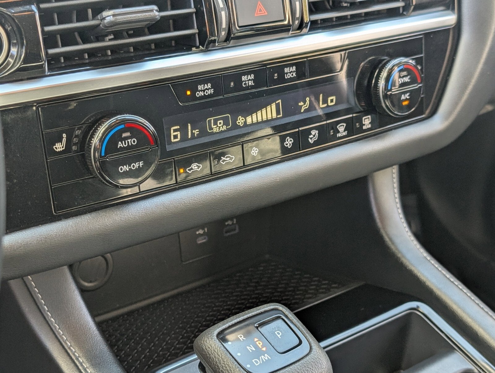 2023 Nissan Pathfinder SV