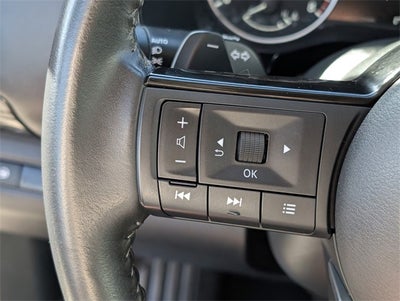 2023 Nissan Pathfinder SV