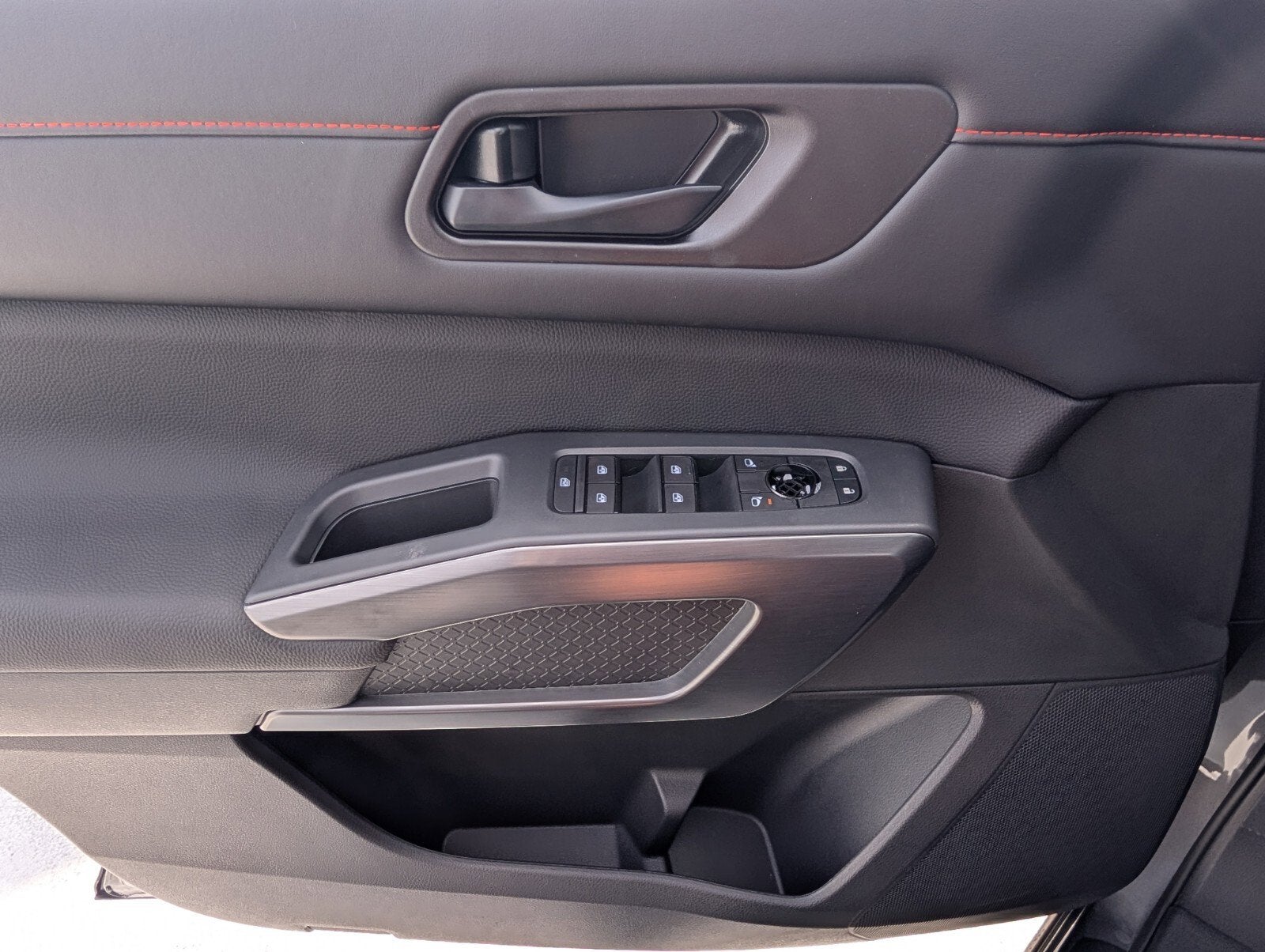 2026 Nissan Pathfinder Rock Creek®