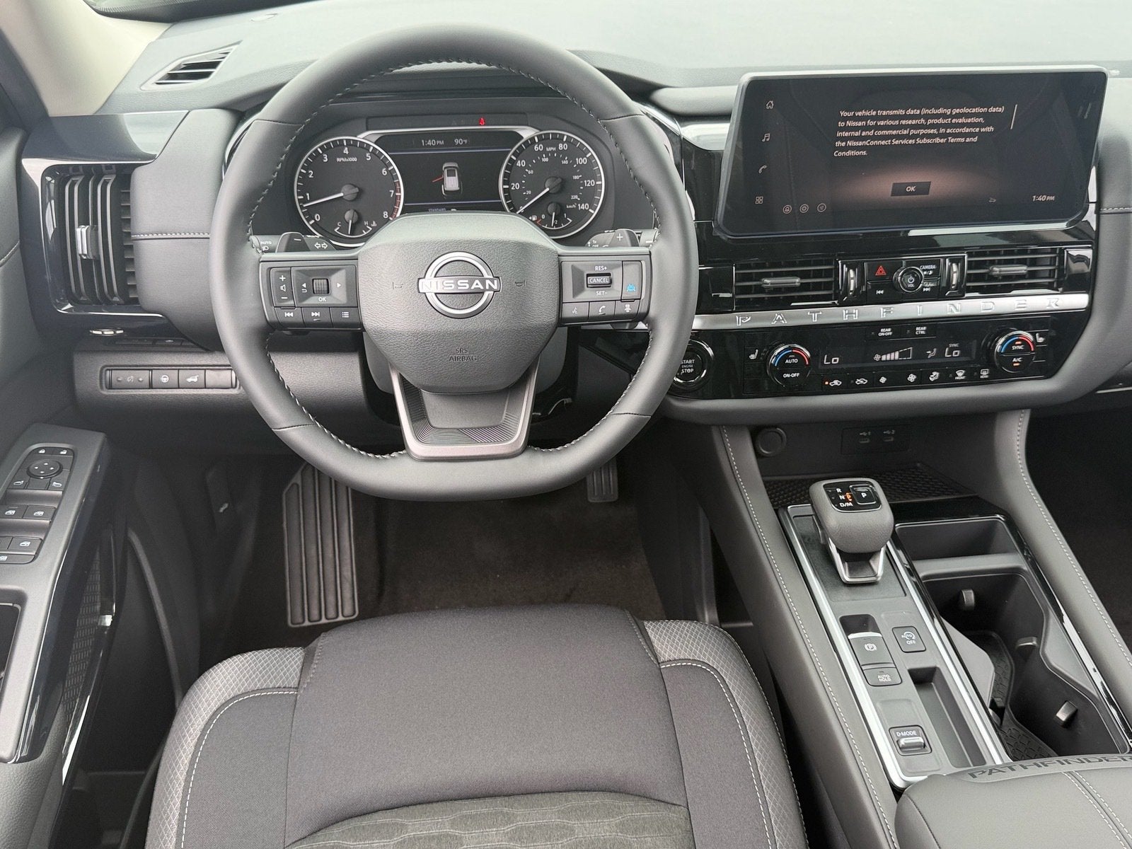 2026 Nissan Pathfinder SV