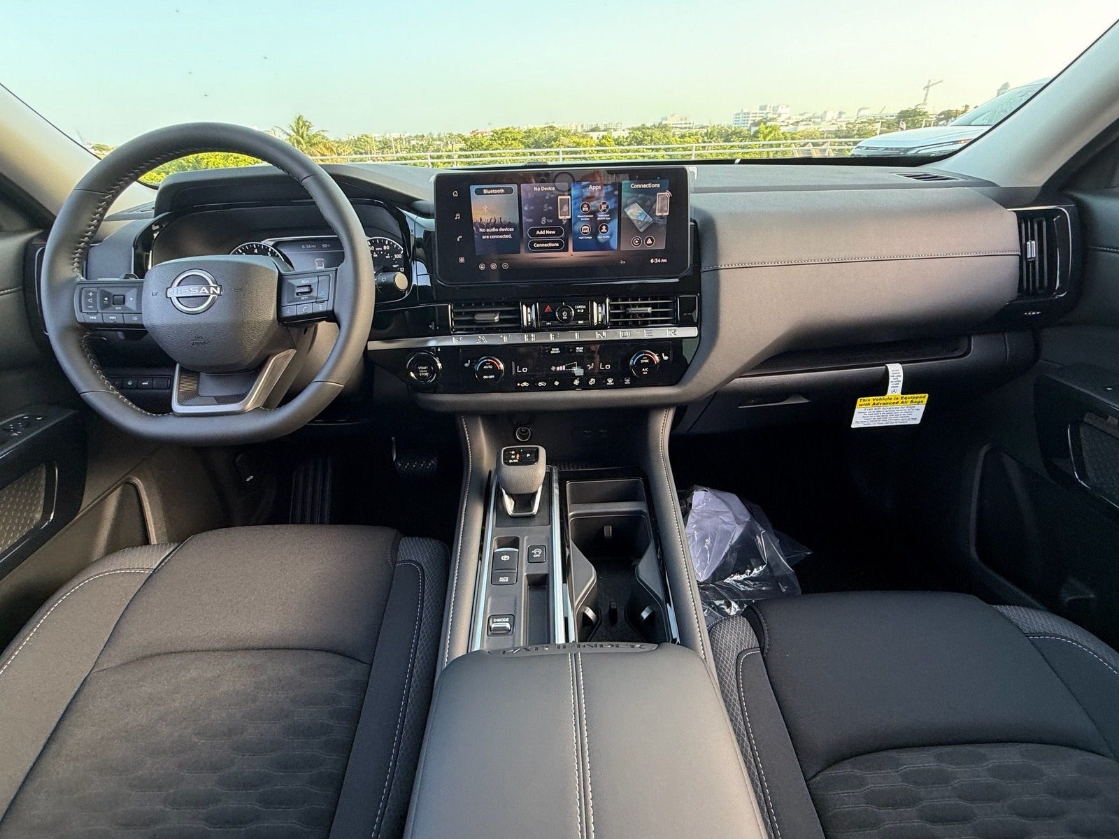 2026 Nissan Pathfinder SV