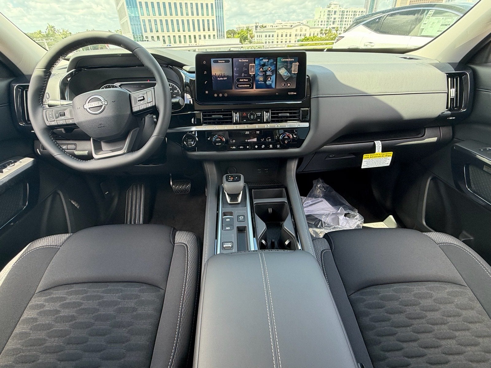 2026 Nissan Pathfinder SV