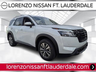 2025 Nissan Pathfinder SL
