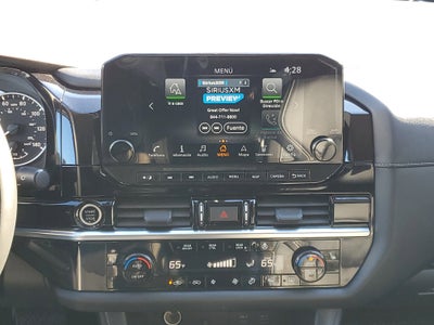 2024 Nissan Pathfinder SL