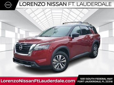 2023 Nissan Pathfinder SL