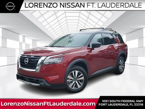 2023 Nissan Pathfinder SL