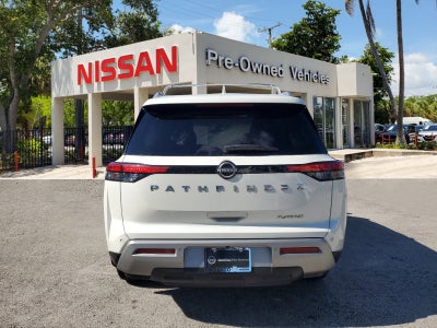 2023 Nissan Pathfinder Platinum
