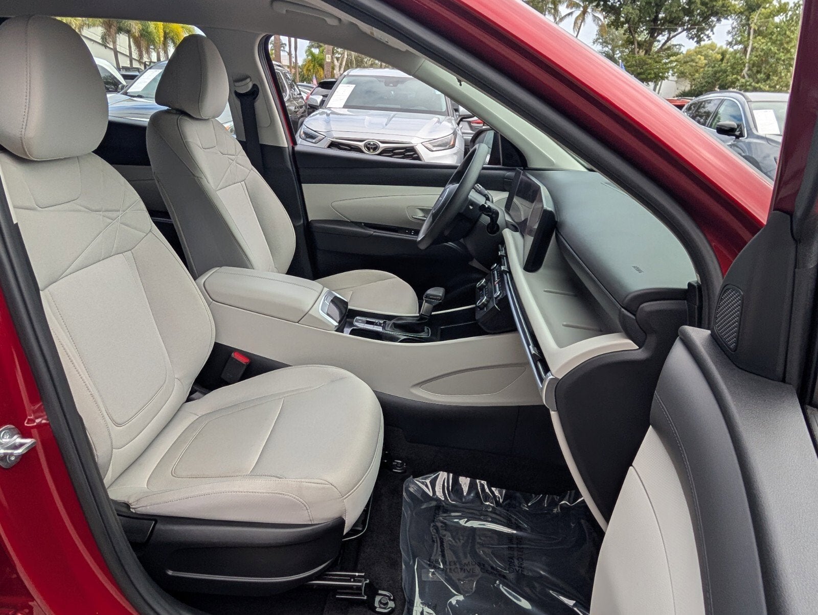 2025 Hyundai Tucson SE