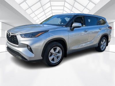 2022 Toyota Highlander LE