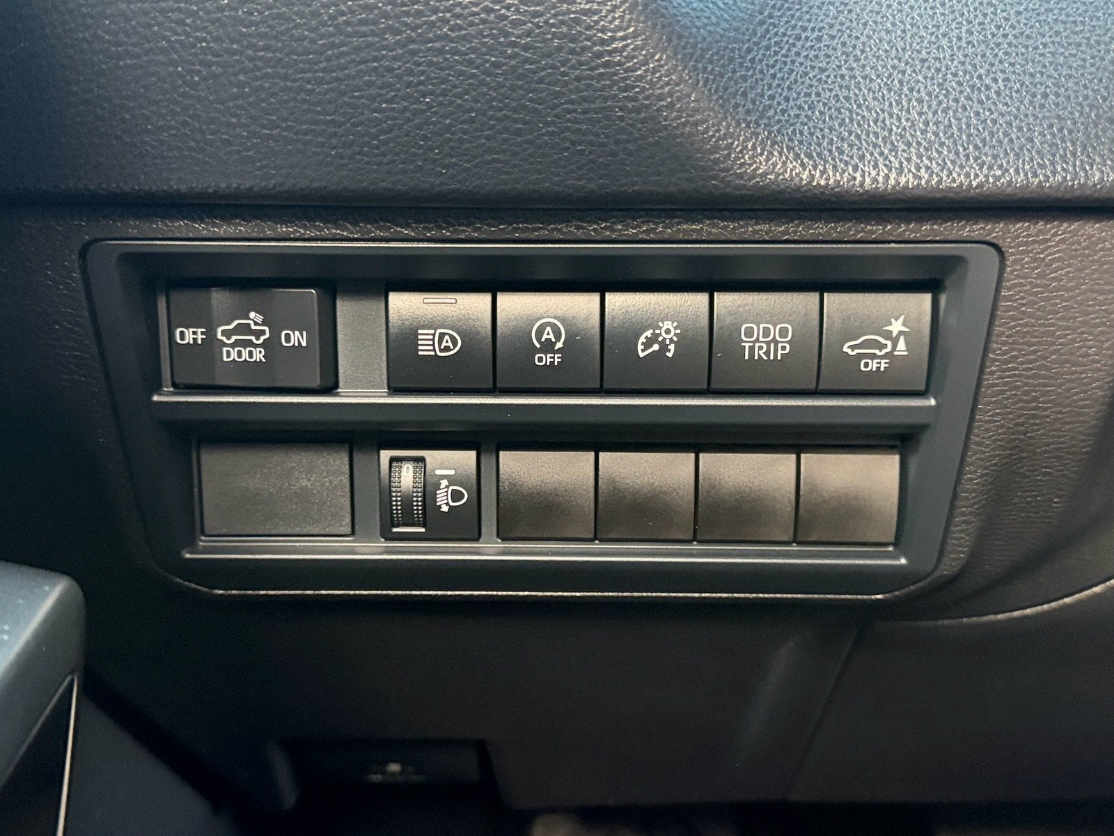 2026 Toyota Tundra 2WD SR5