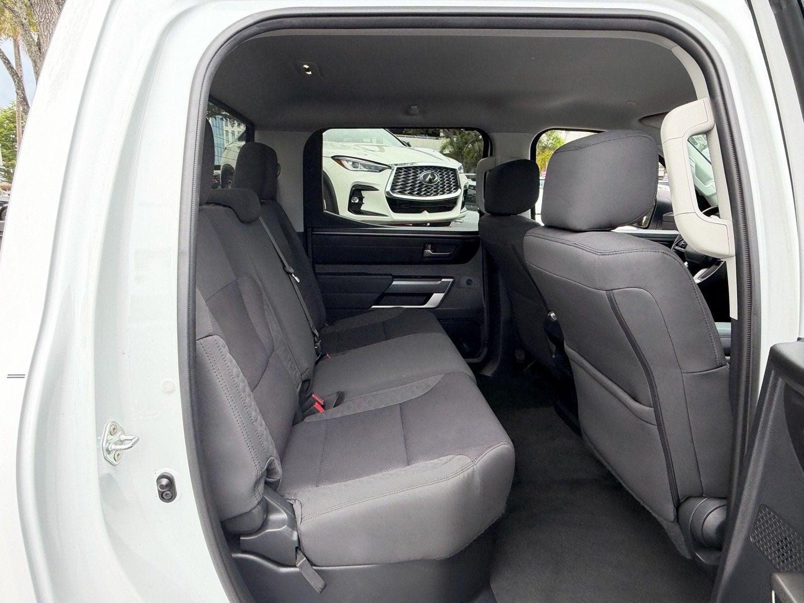 2023 Toyota Tundra 4WD SR5