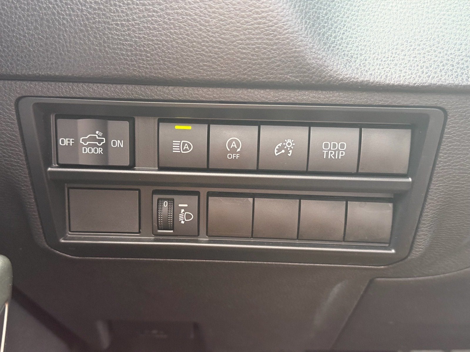 2023 Toyota Tundra 4WD SR5