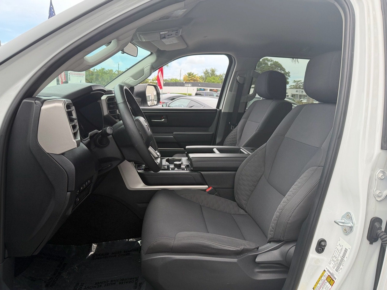 2023 Toyota Tundra 4WD SR5
