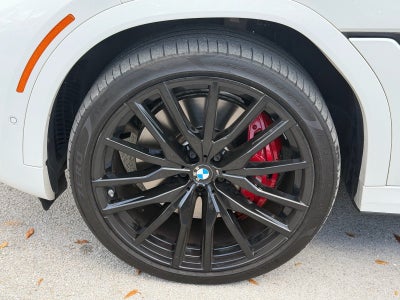 2023 BMW X6 M50i