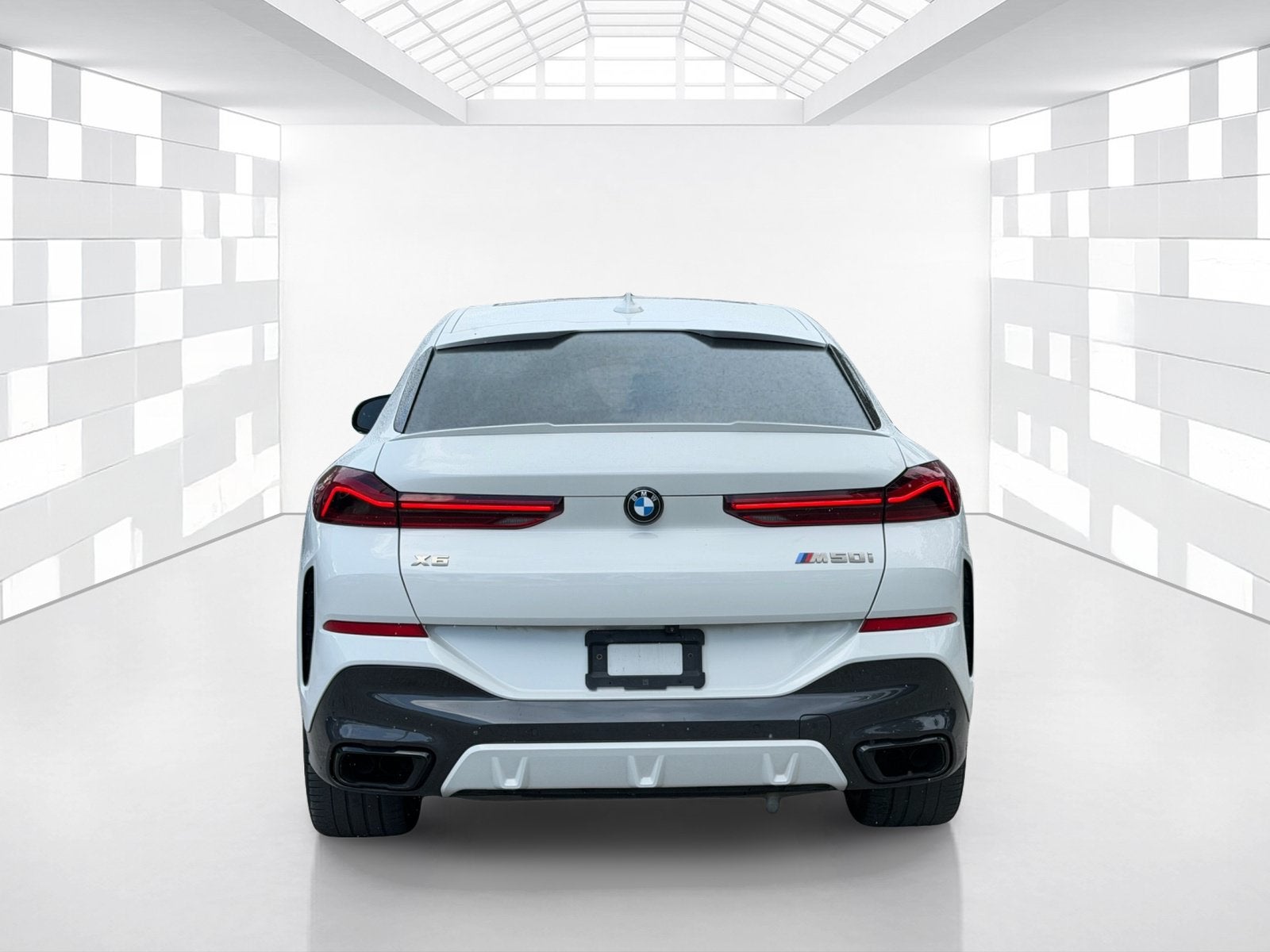 2023 BMW X6 M50i