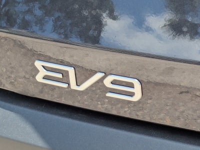 2026 Kia EV9 Light Long Range