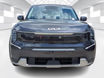 2026 Kia EV9 Light Long Range