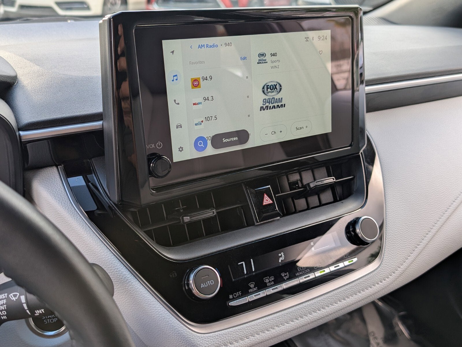 2025 Toyota Corolla SE