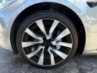 2025 Tesla Model 3 Long Range