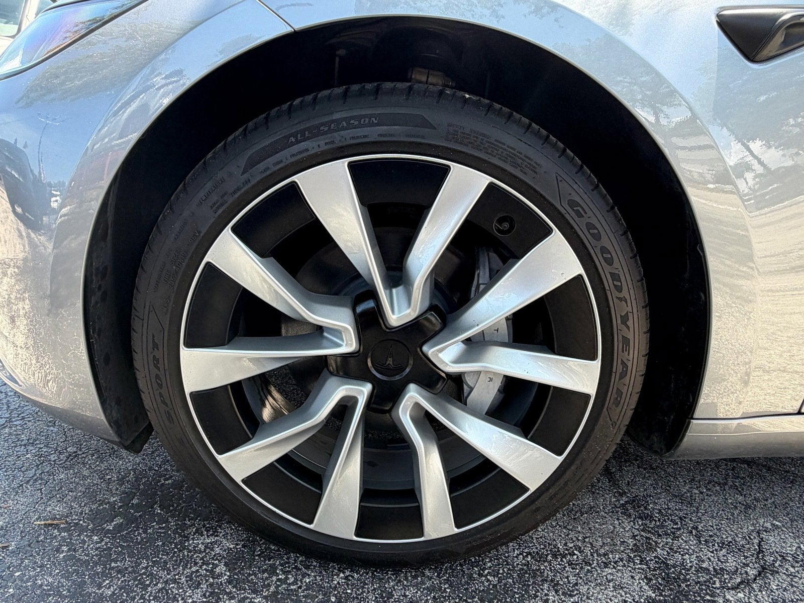 2025 Tesla Model 3 Long Range