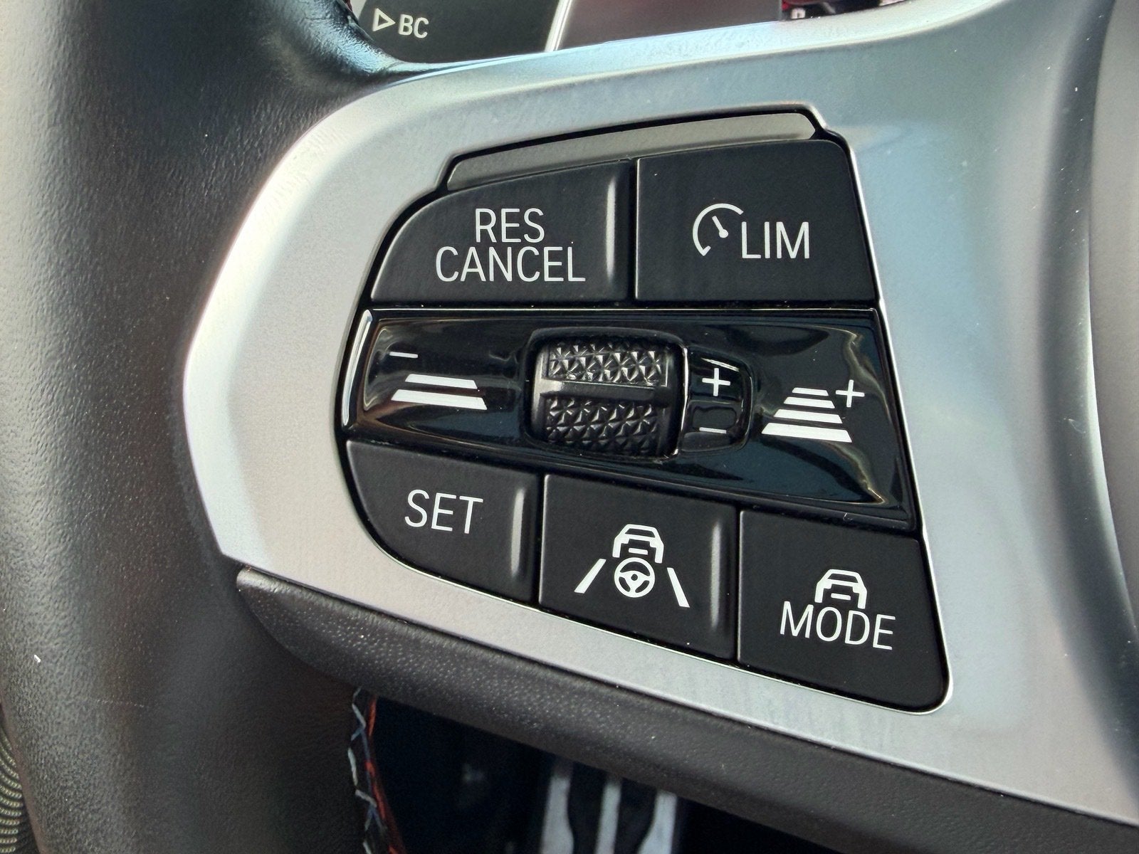 2022 BMW X5 M Base