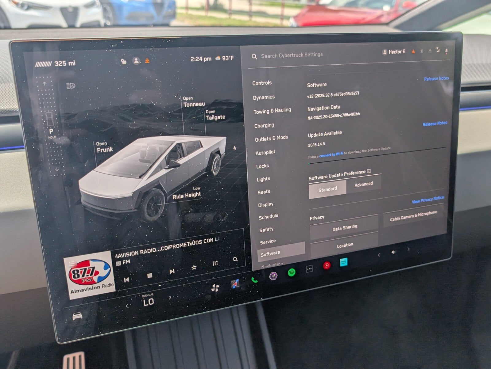 2025 Tesla Cybertruck Base