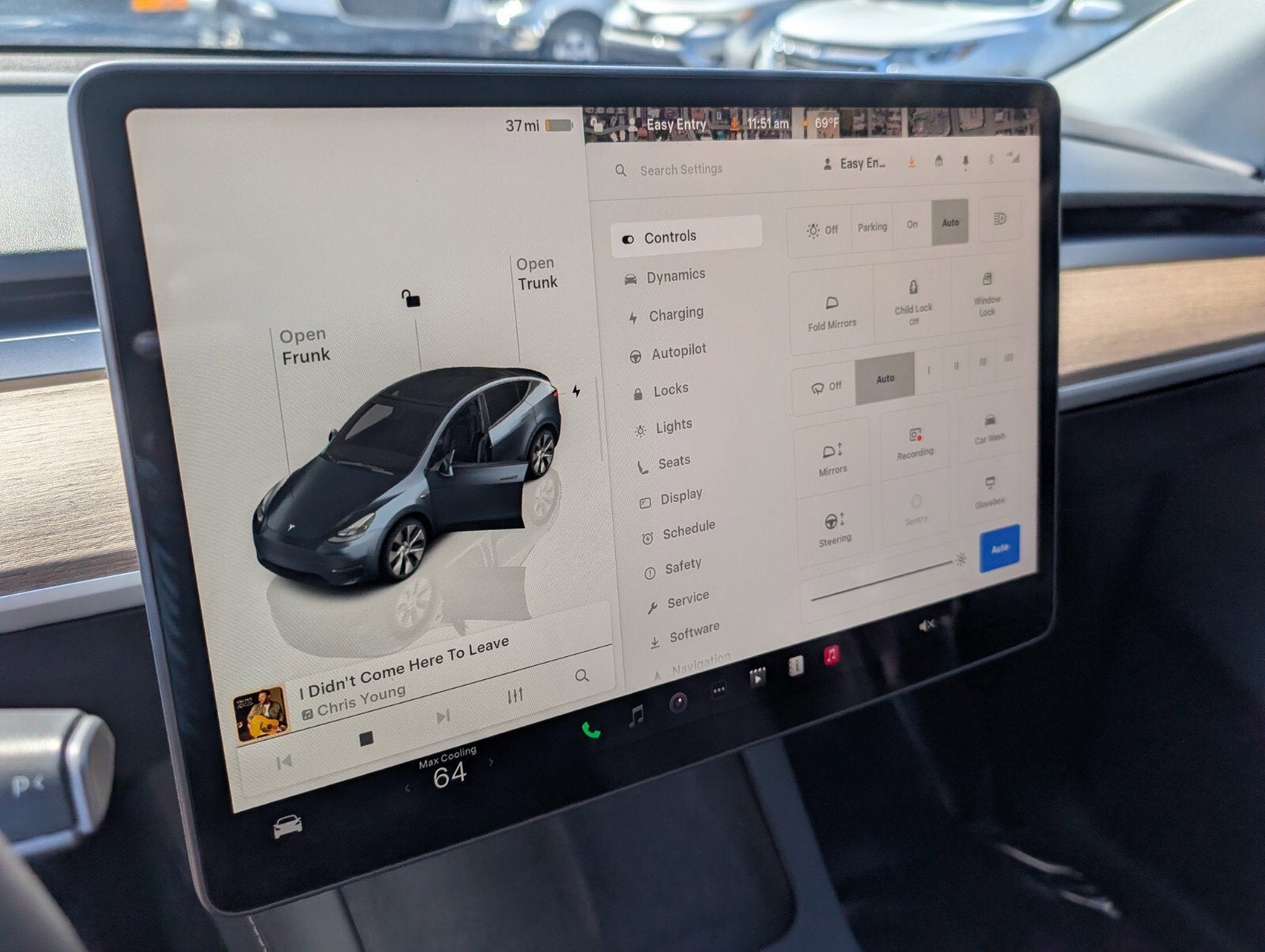 2024 Tesla Model Y Standard Range