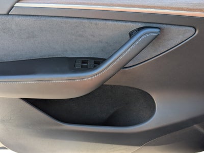 2024 Tesla Model Y Standard Range