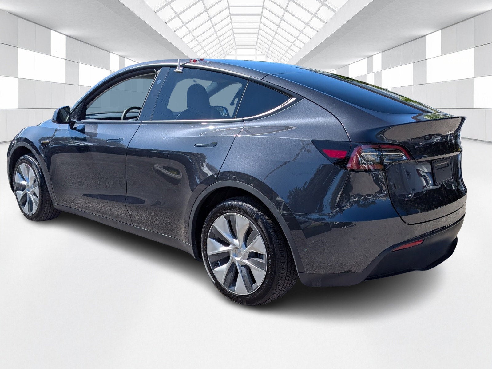 2024 Tesla Model Y Standard Range