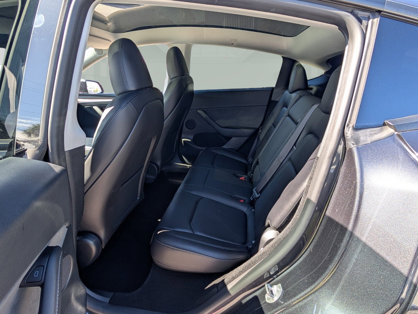 2024 Tesla Model Y Standard Range