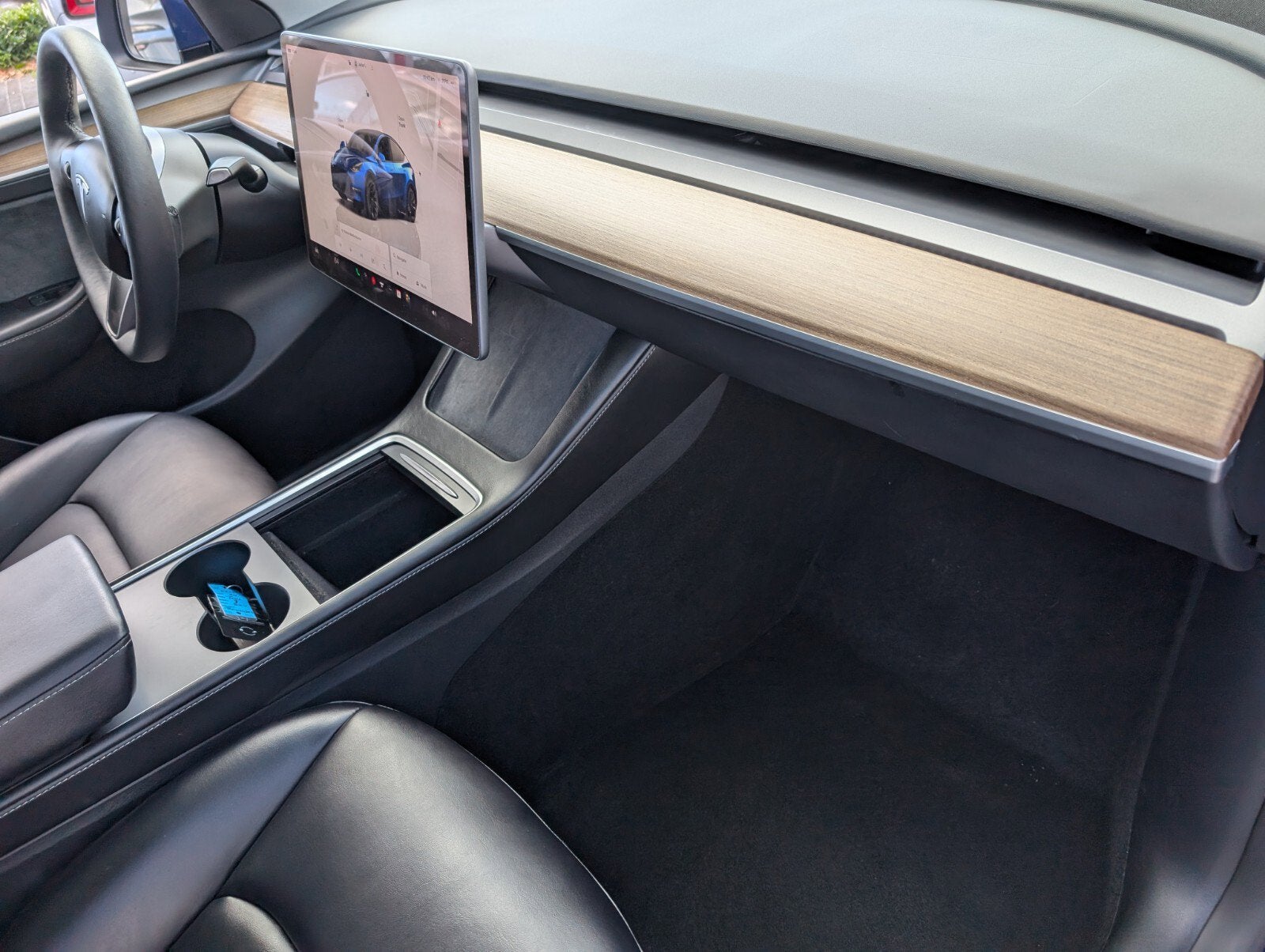 2024 Tesla Model Y Standard Range