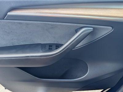 2024 Tesla Model Y Standard Range