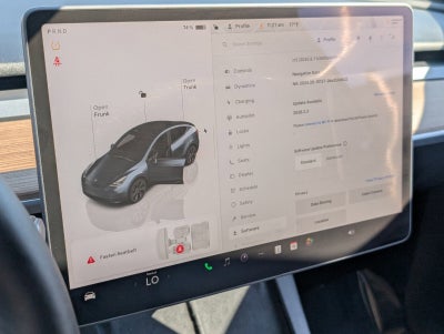 2025 Tesla Model Y Long Range