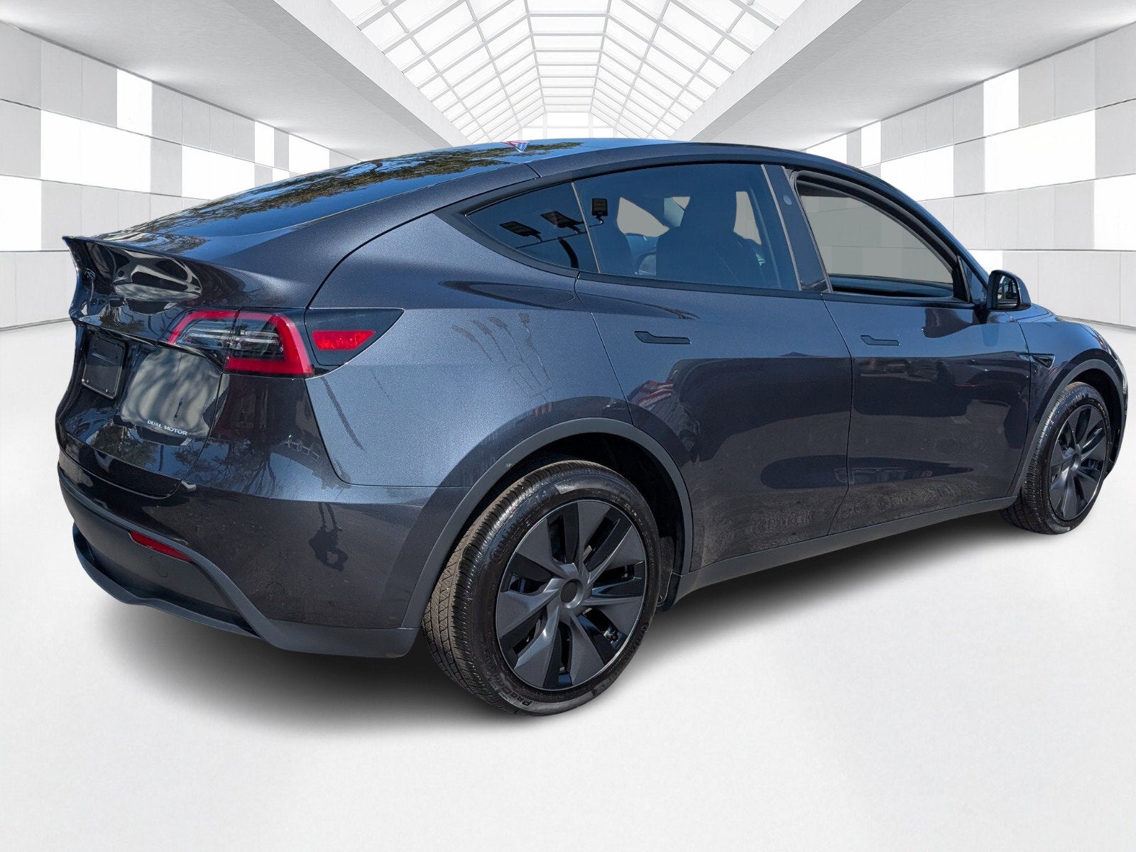 2025 Tesla Model Y Long Range
