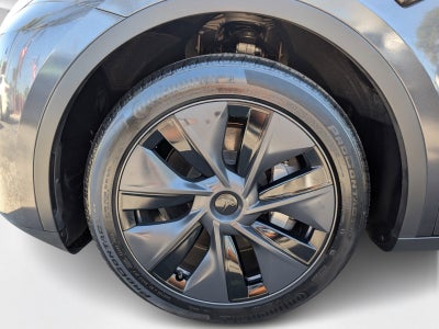 2025 Tesla Model Y Long Range