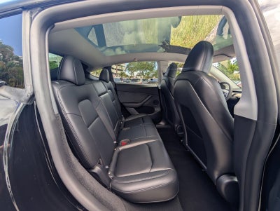 2025 Tesla Model Y Long Range