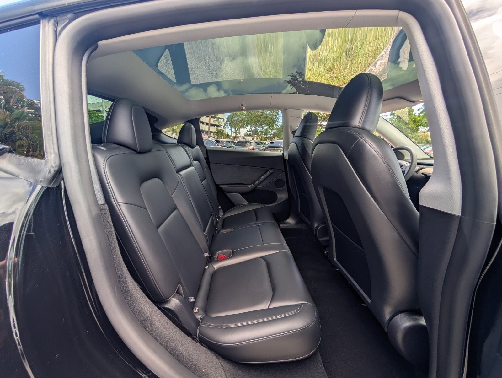 2025 Tesla Model Y Long Range