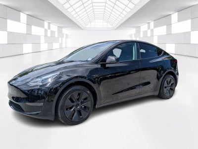 2025 Tesla Model Y Long Range