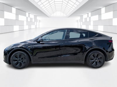2025 Tesla Model Y Long Range