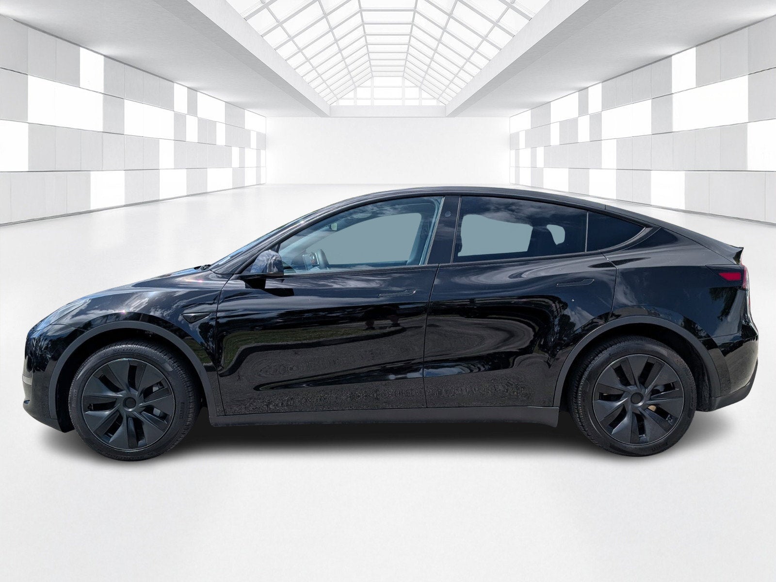 2025 Tesla Model Y Long Range