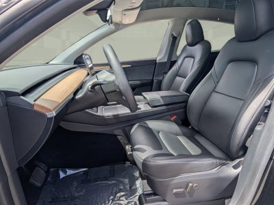 2025 Tesla Model Y Long Range