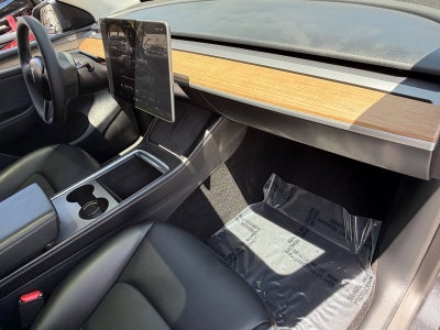 2025 Tesla Model Y Long Range