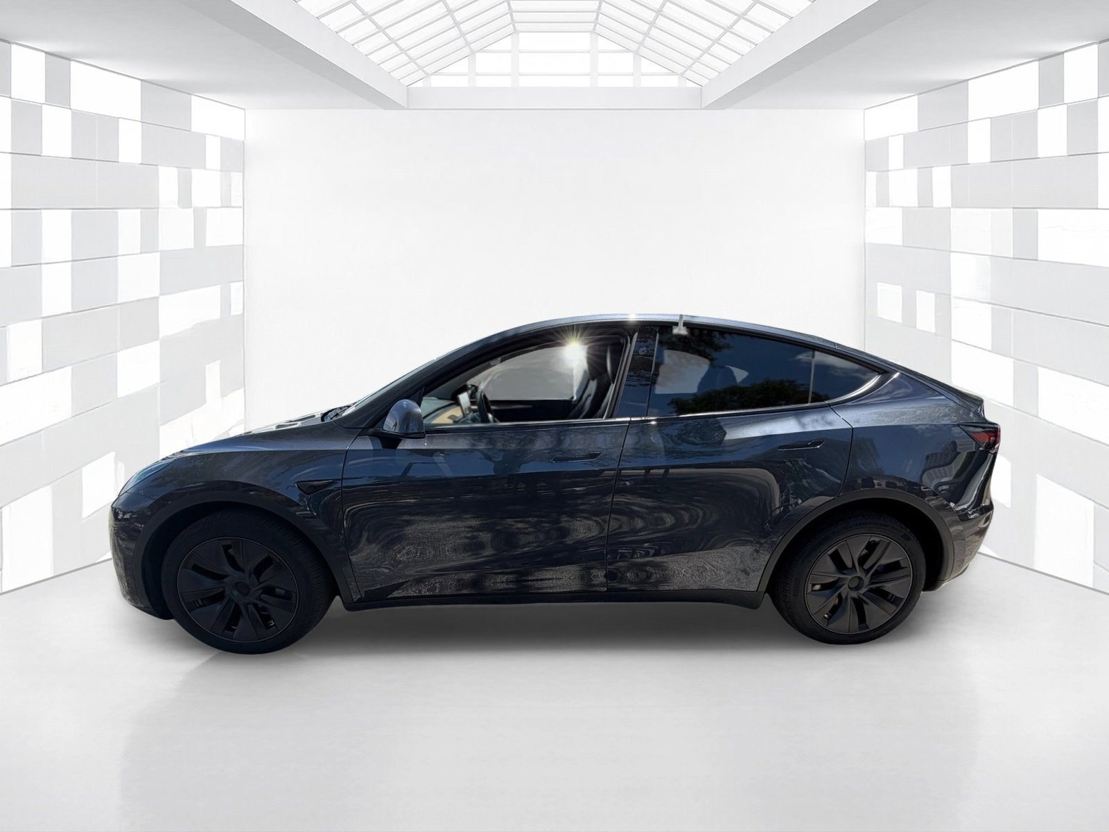 2025 Tesla Model Y Long Range